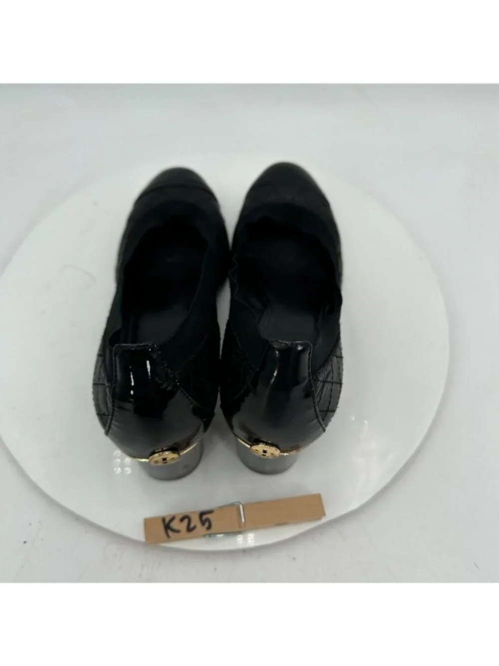 Tory Burch Carrie Women Size 7.5 Black Leather Quilted Pumps Gold Logo Shoes